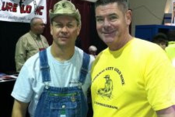 Jeff "Saunjay" Saunders with Tim from Moonshiners